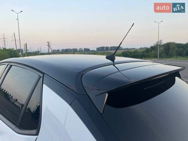 Білий Опель Corsa-e, об'ємом двигуна 0 л та пробігом 35 тис. км за 14500 $, фото 10 на Automoto.ua