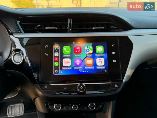 Белый Опель Corsa-e, объемом двигателя 0 л и пробегом 57 тыс. км за 12800 $, фото 20 на Automoto.ua