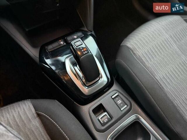 Белый Опель Corsa-e, объемом двигателя 0 л и пробегом 57 тыс. км за 13299 $, фото 14 на Automoto.ua