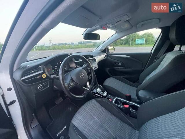 Білий Опель Corsa-e, об'ємом двигуна 0 л та пробігом 35 тис. км за 14500 $, фото 17 на Automoto.ua