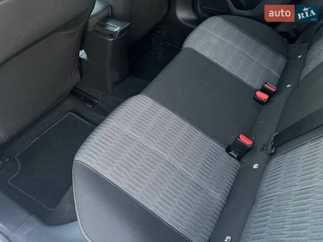 Білий Опель Corsa-e, об'ємом двигуна 0 л та пробігом 35 тис. км за 14500 $, фото 25 на Automoto.ua