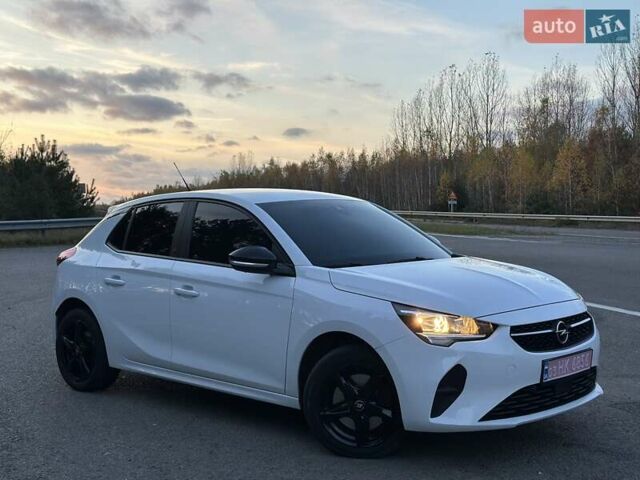 Белый Опель Corsa-e, объемом двигателя 0 л и пробегом 80 тыс. км за 16450 $, фото 1 на Automoto.ua