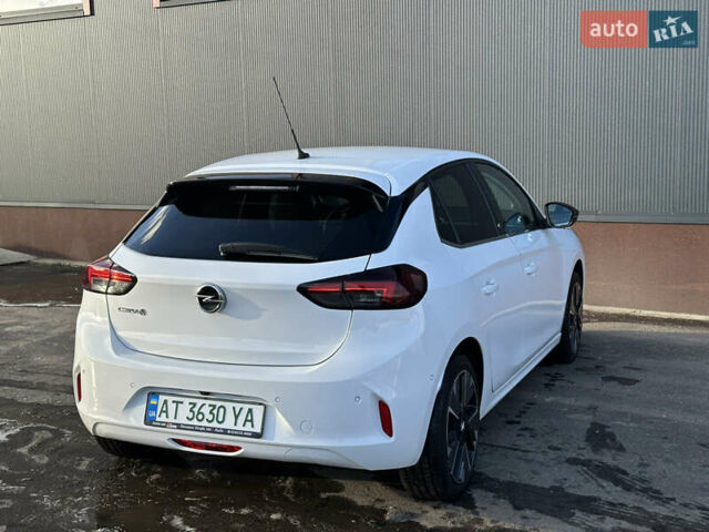 Білий Опель Corsa-e, об'ємом двигуна 0 л та пробігом 49 тис. км за 12200 $, фото 34 на Automoto.ua