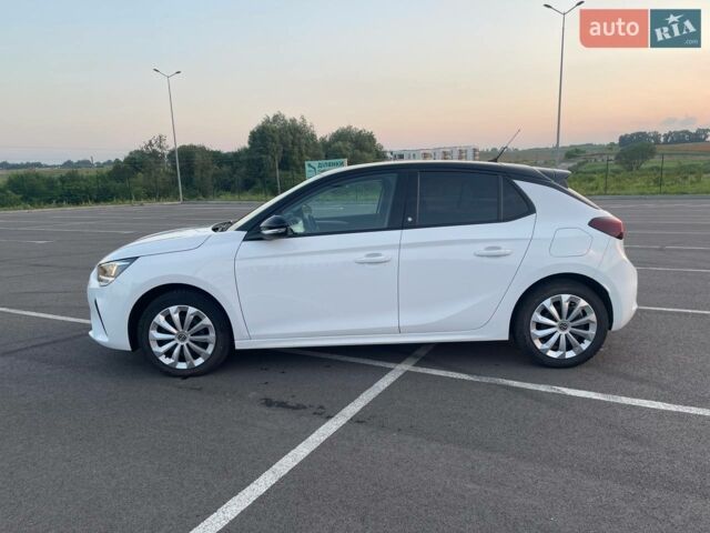 Білий Опель Corsa-e, об'ємом двигуна 0 л та пробігом 35 тис. км за 13600 $, фото 2 на Automoto.ua