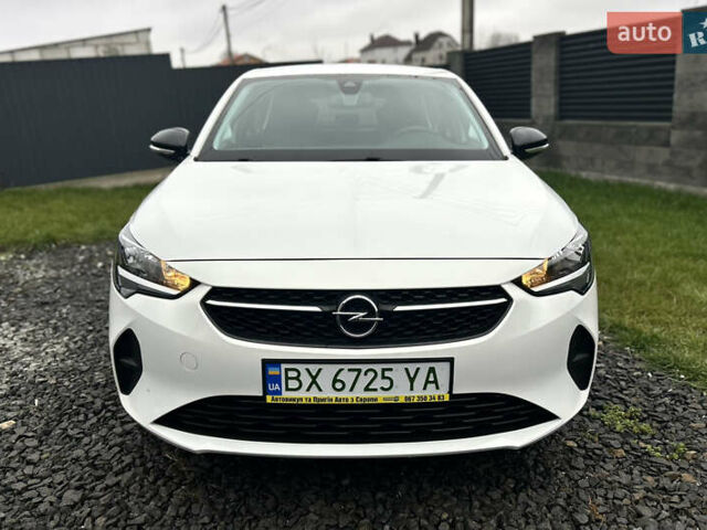Білий Опель Corsa-e, об'ємом двигуна 0 л та пробігом 175 тис. км за 11999 $, фото 4 на Automoto.ua