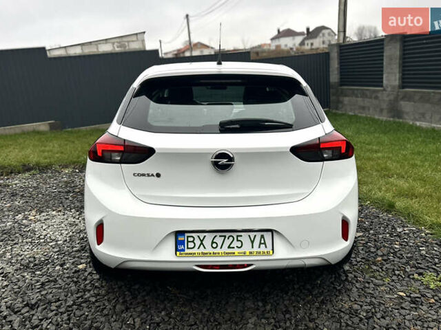 Белый Опель Corsa-e, объемом двигателя 0 л и пробегом 175 тыс. км за 12300 $, фото 19 на Automoto.ua