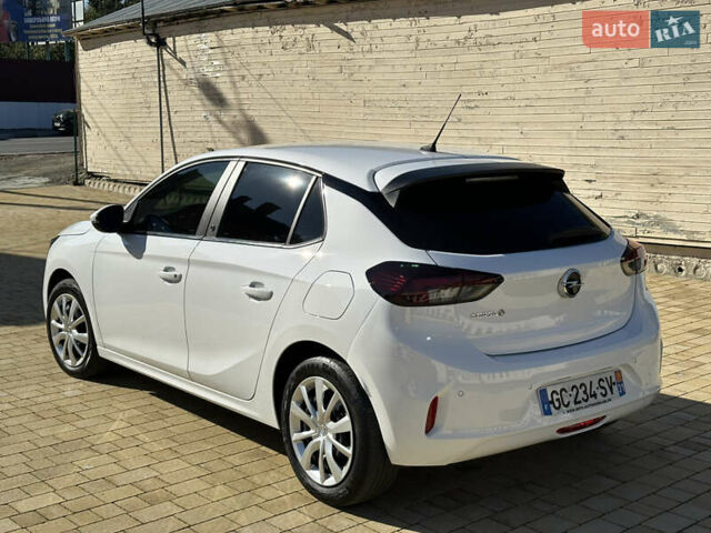 Белый Опель Corsa-e, объемом двигателя 0 л и пробегом 50 тыс. км за 12999 $, фото 14 на Automoto.ua