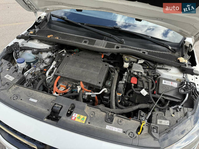 Опель Corsa-e 2021 в Ровно на Automoto.ua Белый Опель Corsa-e, объемом двигателя 0 л и пробегом 50 тыс. км за 12250 $, фото 61 на Automoto.ua