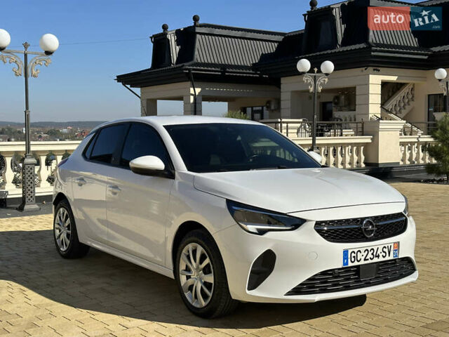 Белый Опель Corsa-e, объемом двигателя 0 л и пробегом 50 тыс. км за 12999 $, фото 10 на Automoto.ua