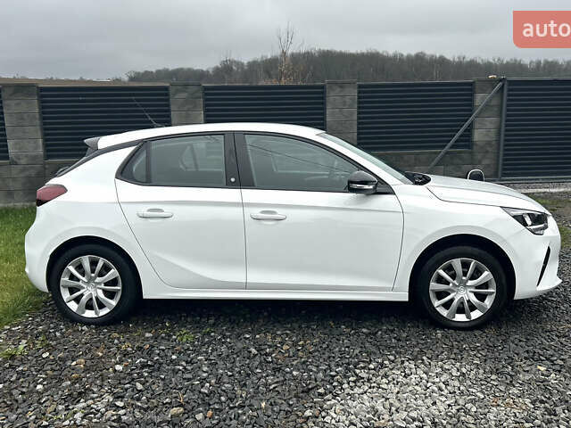 Белый Опель Corsa-e, объемом двигателя 0 л и пробегом 175 тыс. км за 12300 $, фото 20 на Automoto.ua