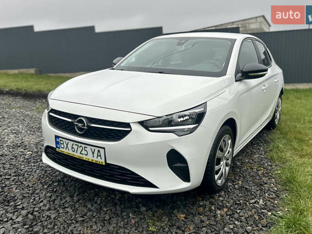 Белый Опель Corsa-e, объемом двигателя 0 л и пробегом 175 тыс. км за 12300 $, фото 3 на Automoto.ua