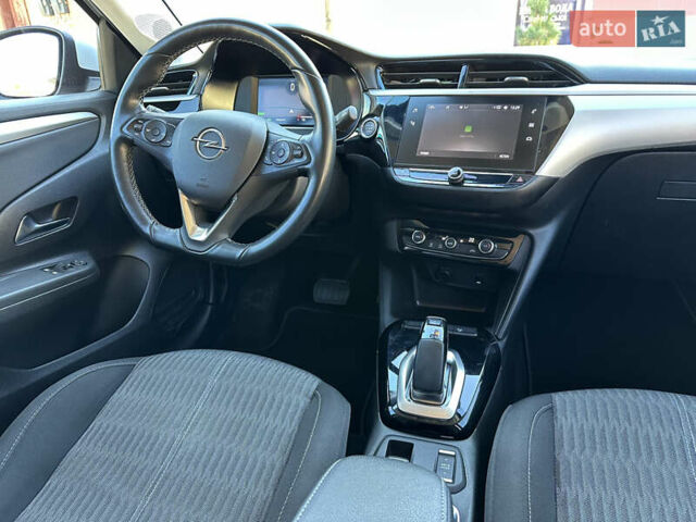 Белый Опель Corsa-e, объемом двигателя 0 л и пробегом 50 тыс. км за 12999 $, фото 21 на Automoto.ua