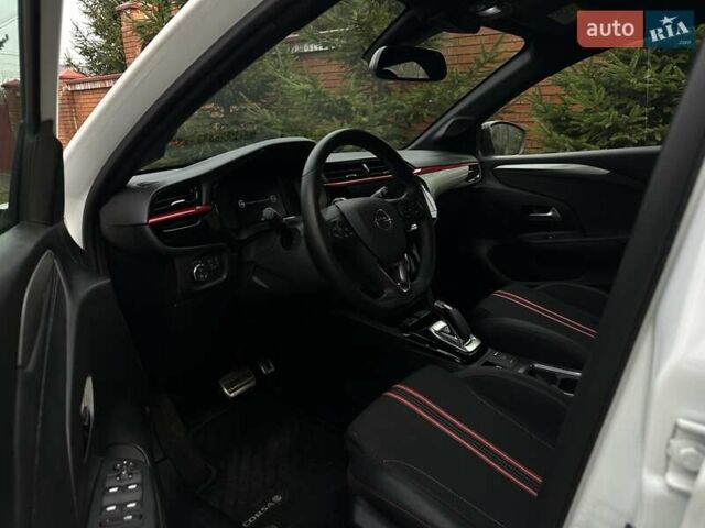 Белый Опель Corsa-e, объемом двигателя 0 л и пробегом 28 тыс. км за 15615 $, фото 31 на Automoto.ua