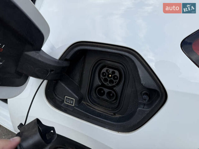 Опель Corsa-e 2021 в Ровно на Automoto.ua Белый Опель Corsa-e, объемом двигателя 0 л и пробегом 50 тыс. км за 12250 $, фото 49 на Automoto.ua