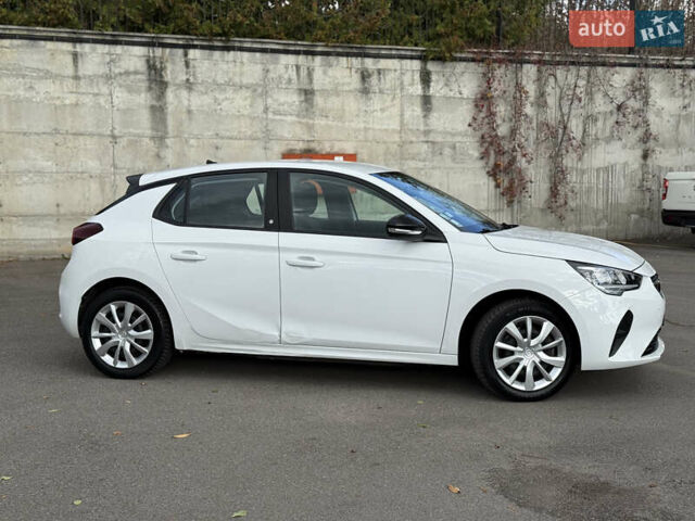 Опель Corsa-e 2021 в Ровно на Automoto.ua Белый Опель Corsa-e, объемом двигателя 0 л и пробегом 50 тыс. км за 12250 $, фото 11 на Automoto.ua