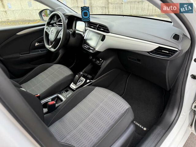 Опель Corsa-e 2021 в Ровно на Automoto.ua Белый Опель Corsa-e, объемом двигателя 0 л и пробегом 50 тыс. км за 12250 $, фото 25 на Automoto.ua