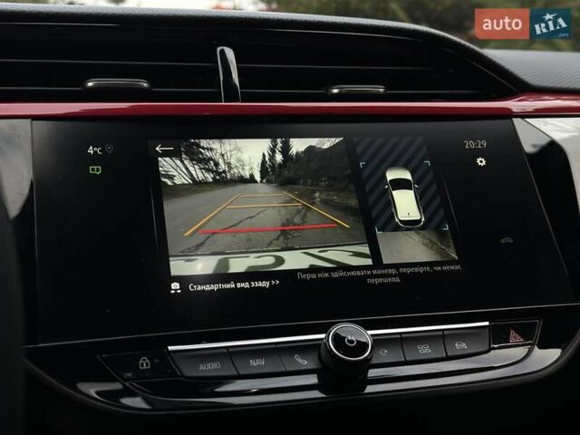 Белый Опель Corsa-e, объемом двигателя 0 л и пробегом 28 тыс. км за 15615 $, фото 50 на Automoto.ua