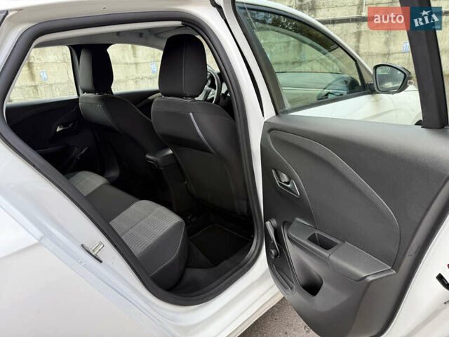 Опель Corsa-e 2021 в Ровно на Automoto.ua Белый Опель Corsa-e, объемом двигателя 0 л и пробегом 50 тыс. км за 12250 $, фото 34 на Automoto.ua