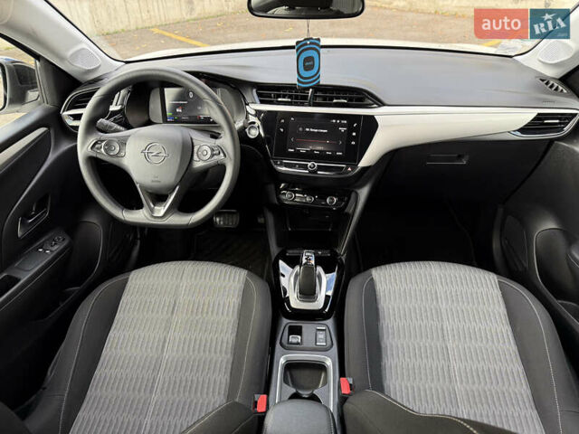 Опель Corsa-e 2021 в Ровно на Automoto.ua Белый Опель Corsa-e, объемом двигателя 0 л и пробегом 50 тыс. км за 12250 $, фото 36 на Automoto.ua