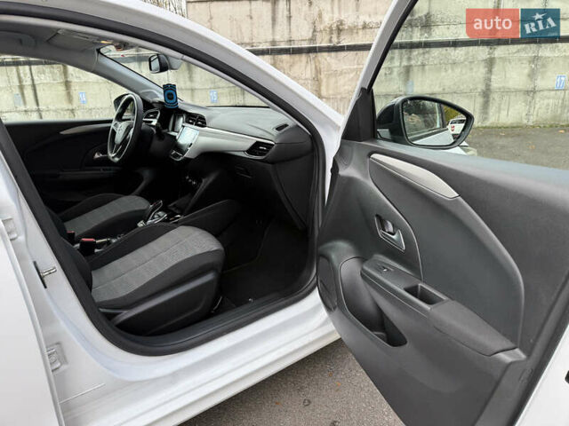 Опель Corsa-e 2021 в Ровно на Automoto.ua Белый Опель Corsa-e, объемом двигателя 0 л и пробегом 50 тыс. км за 12250 $, фото 21 на Automoto.ua