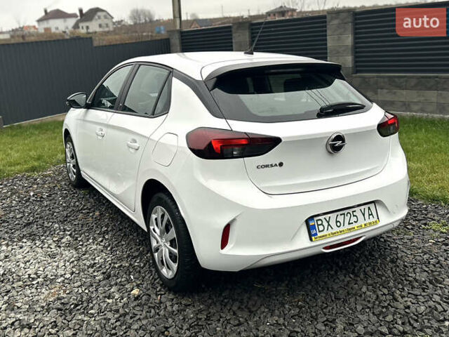 Белый Опель Corsa-e, объемом двигателя 0 л и пробегом 175 тыс. км за 12300 $, фото 15 на Automoto.ua