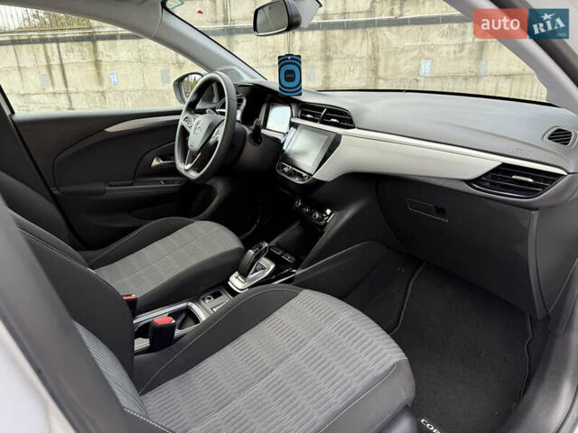 Опель Corsa-e 2021 в Ровно на Automoto.ua Белый Опель Corsa-e, объемом двигателя 0 л и пробегом 50 тыс. км за 12250 $, фото 28 на Automoto.ua