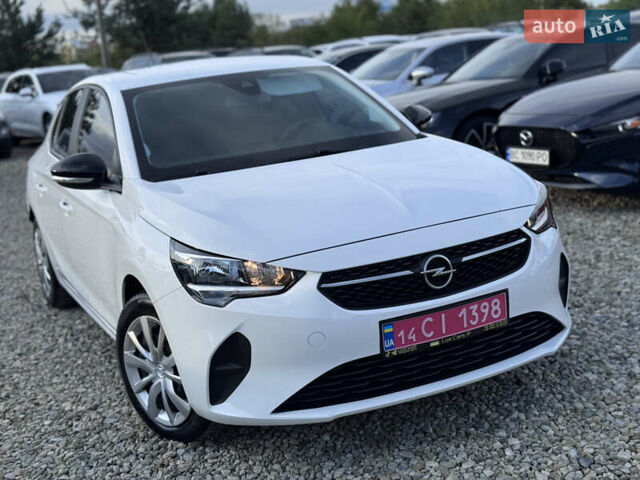 Белый Опель Corsa-e, объемом двигателя 0 л и пробегом 142 тыс. км за 11999 $, фото 24 на Automoto.ua