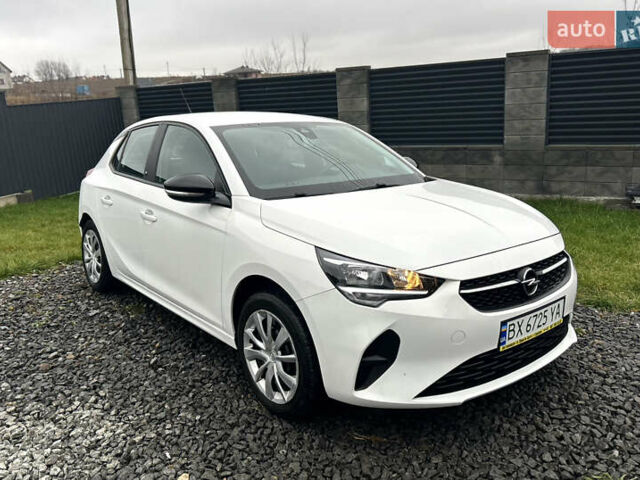 Белый Опель Corsa-e, объемом двигателя 0 л и пробегом 175 тыс. км за 12300 $, фото 7 на Automoto.ua