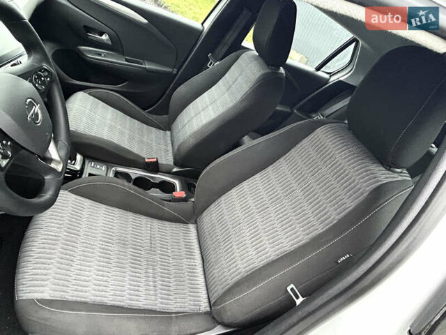 Белый Опель Corsa-e, объемом двигателя 0 л и пробегом 175 тыс. км за 12300 $, фото 34 на Automoto.ua