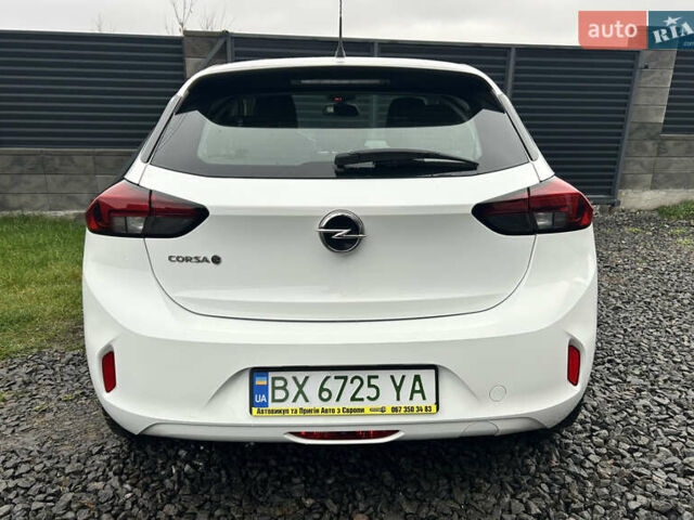 Белый Опель Corsa-e, объемом двигателя 0 л и пробегом 175 тыс. км за 12300 $, фото 22 на Automoto.ua