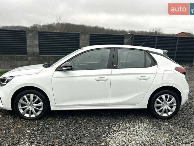 Белый Опель Corsa-e, объемом двигателя 0 л и пробегом 175 тыс. км за 12300 $, фото 21 на Automoto.ua