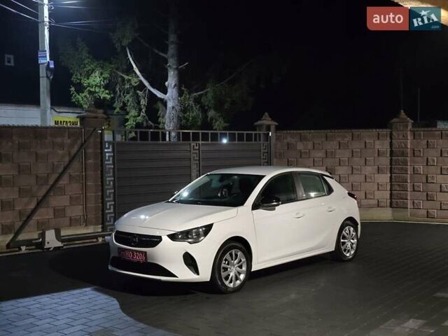 Белый Опель Corsa-e, объемом двигателя 0 л и пробегом 34 тыс. км за 11999 $, фото 7 на Automoto.ua