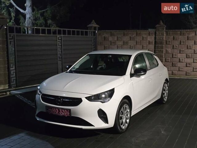 Белый Опель Corsa-e, объемом двигателя 0 л и пробегом 34 тыс. км за 11999 $, фото 16 на Automoto.ua