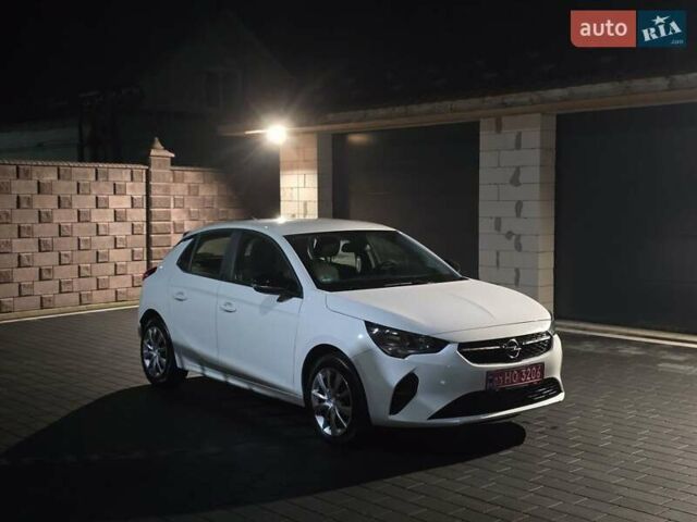 Белый Опель Corsa-e, объемом двигателя 0 л и пробегом 34 тыс. км за 11999 $, фото 18 на Automoto.ua