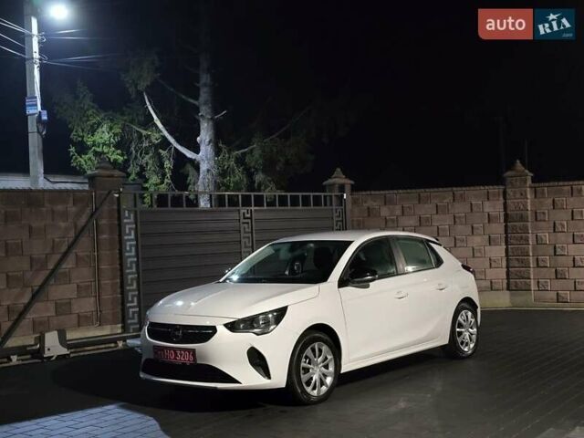 Белый Опель Corsa-e, объемом двигателя 0 л и пробегом 34 тыс. км за 11999 $, фото 11 на Automoto.ua