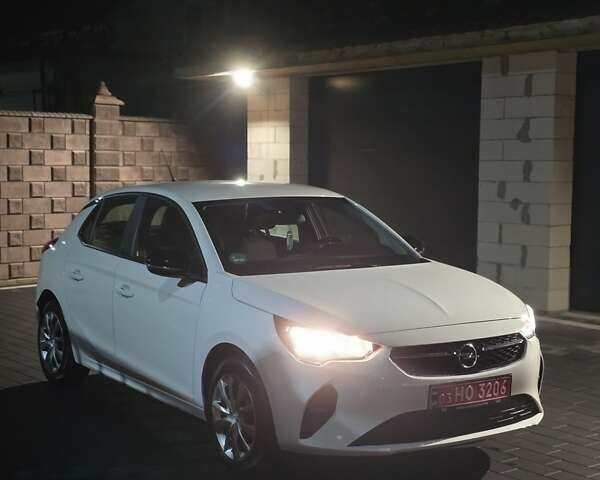 Белый Опель Corsa-e, объемом двигателя 0 л и пробегом 34 тыс. км за 11999 $, фото 33 на Automoto.ua