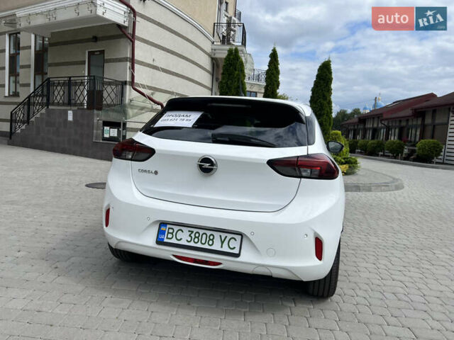 Белый Опель Corsa-e, объемом двигателя 0 л и пробегом 39 тыс. км за 13500 $, фото 3 на Automoto.ua