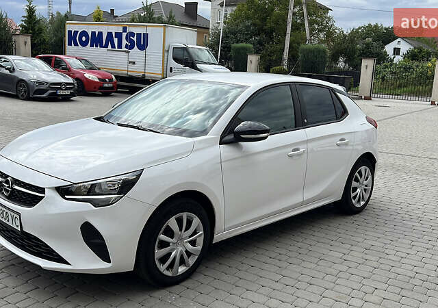 Белый Опель Corsa-e, объемом двигателя 0 л и пробегом 39 тыс. км за 13500 $, фото 1 на Automoto.ua