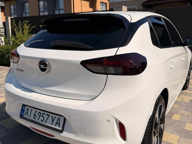 Білий Опель Corsa-e, об'ємом двигуна 0 л та пробігом 55 тис. км за 15500 $, фото 12 на Automoto.ua