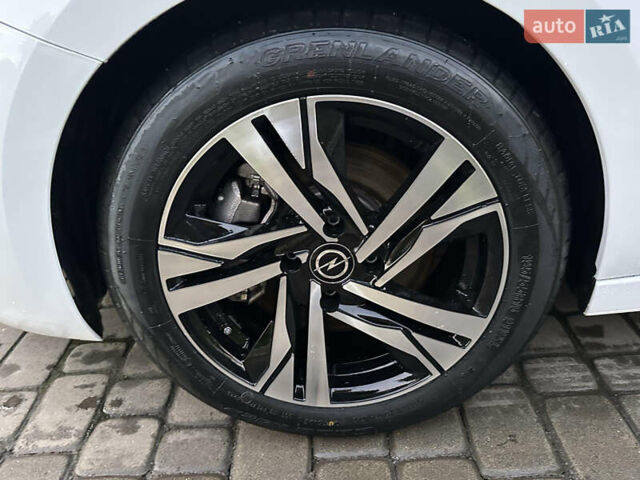 Білий Опель Corsa-e, об'ємом двигуна 0 л та пробігом 24 тис. км за 13500 $, фото 8 на Automoto.ua