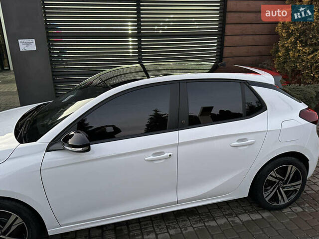 Білий Опель Corsa-e, об'ємом двигуна 0 л та пробігом 26 тис. км за 13000 $, фото 4 на Automoto.ua