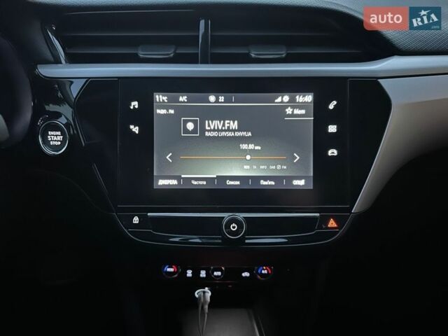 Белый Опель Corsa-e, объемом двигателя 0 л и пробегом 28 тыс. км за 13500 $, фото 13 на Automoto.ua