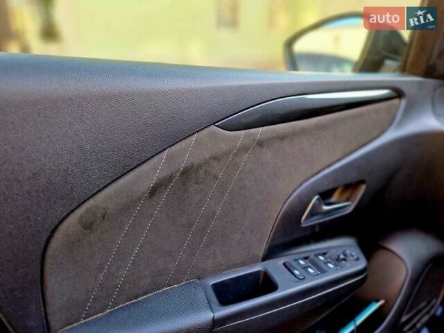 Черный Опель Corsa-e, объемом двигателя 0 л и пробегом 47 тыс. км за 15500 $, фото 14 на Automoto.ua