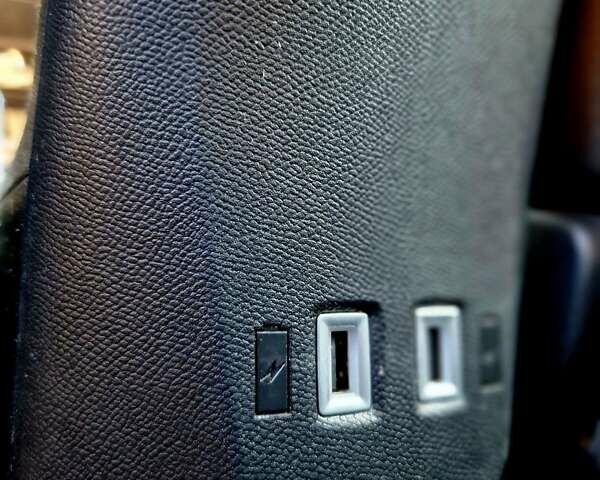 Черный Опель Corsa-e, объемом двигателя 0 л и пробегом 47 тыс. км за 15500 $, фото 13 на Automoto.ua