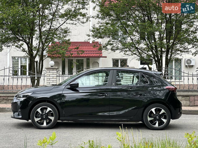 Чорний Опель Corsa-e, об'ємом двигуна 0 л та пробігом 32 тис. км за 12950 $, фото 5 на Automoto.ua