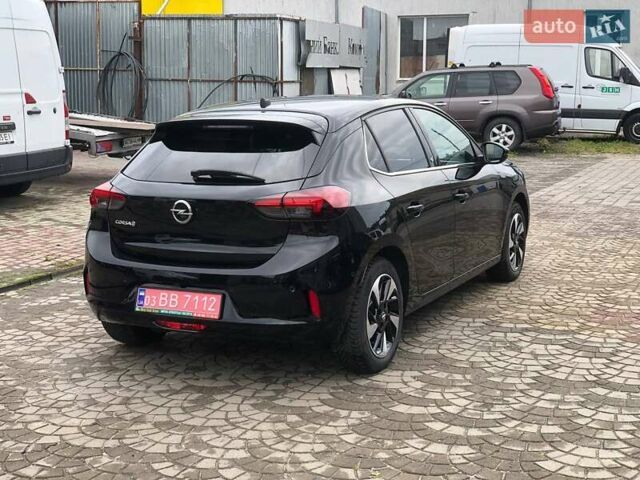 Черный Опель Corsa-e, объемом двигателя 0 л и пробегом 8 тыс. км за 16000 $, фото 6 на Automoto.ua