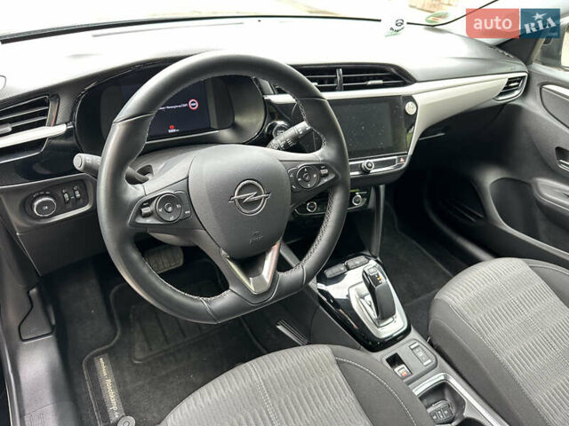 Чорний Опель Corsa-e, об'ємом двигуна 0 л та пробігом 32 тис. км за 12950 $, фото 8 на Automoto.ua