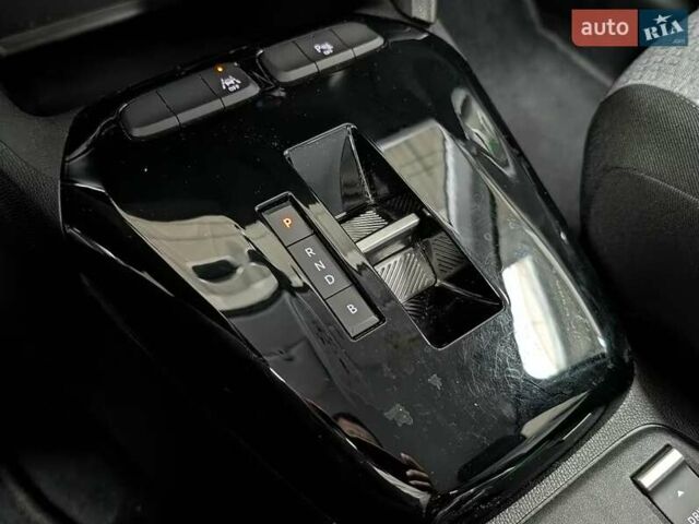 Чорний Опель Corsa-e, об'ємом двигуна 0 л та пробігом 14 тис. км за 11999 $, фото 7 на Automoto.ua