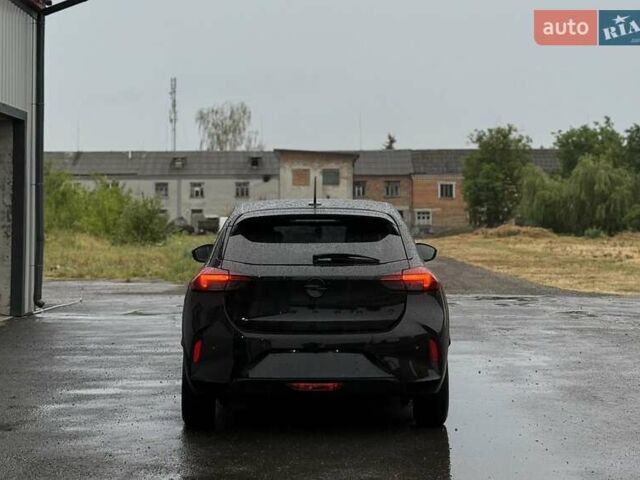 Черный Опель Corsa-e, объемом двигателя 0 л и пробегом 13 тыс. км за 11200 $, фото 3 на Automoto.ua