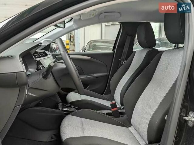 Чорний Опель Corsa-e, об'ємом двигуна 0 л та пробігом 14 тис. км за 11999 $, фото 8 на Automoto.ua
